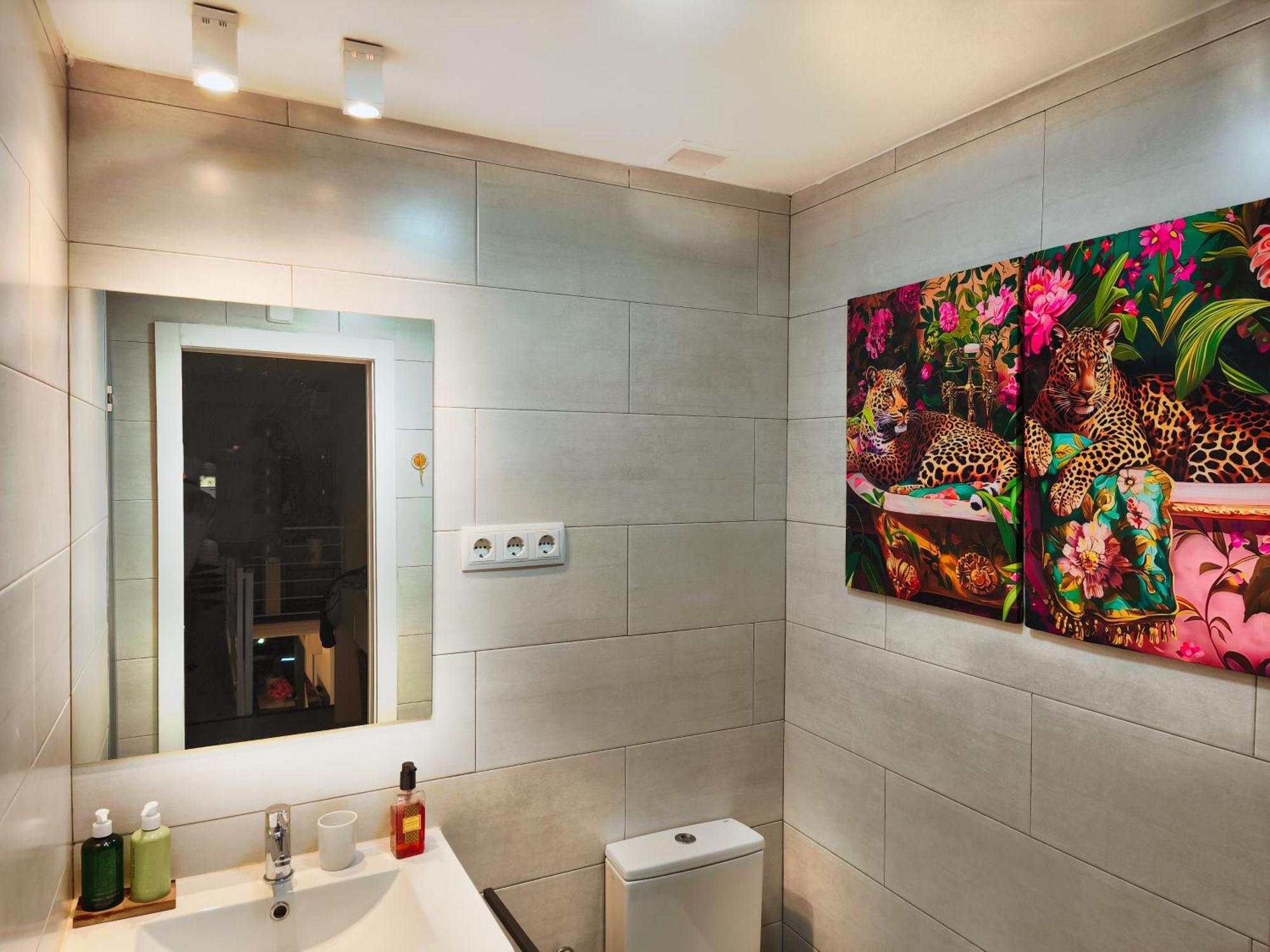 Apartment Madrid Sky Luxury Penthouse 6pax 10 Min Airport