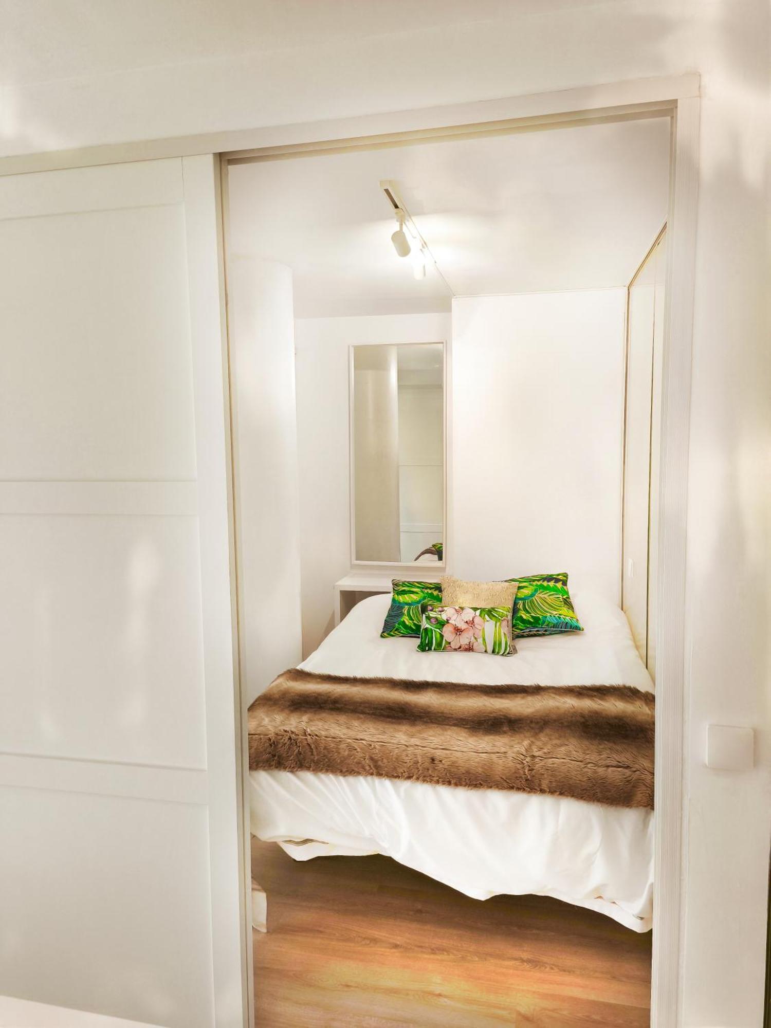 Apartment Madrid Sky Luxury Penthouse 6pax 10 Min Airport